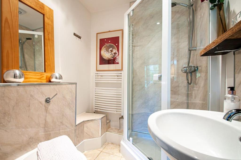 Blueberry Cottage - Lower Mill Estate Somerford Keynes 外观 照片