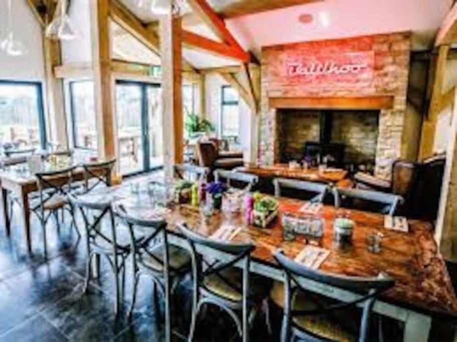 Blueberry Cottage - Lower Mill Estate Somerford Keynes 外观 照片