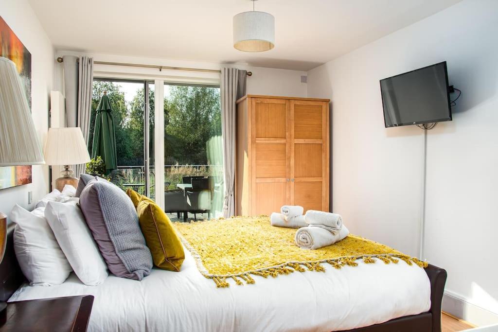 Blueberry Cottage - Lower Mill Estate Somerford Keynes 外观 照片